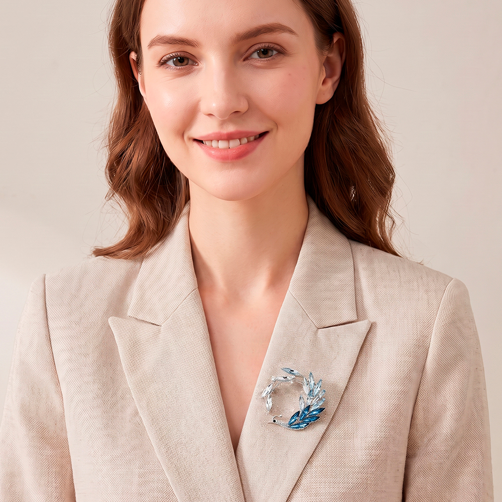 Fiore Luna Брошь Птица crystal blue Арт.: XR16682 BL/S