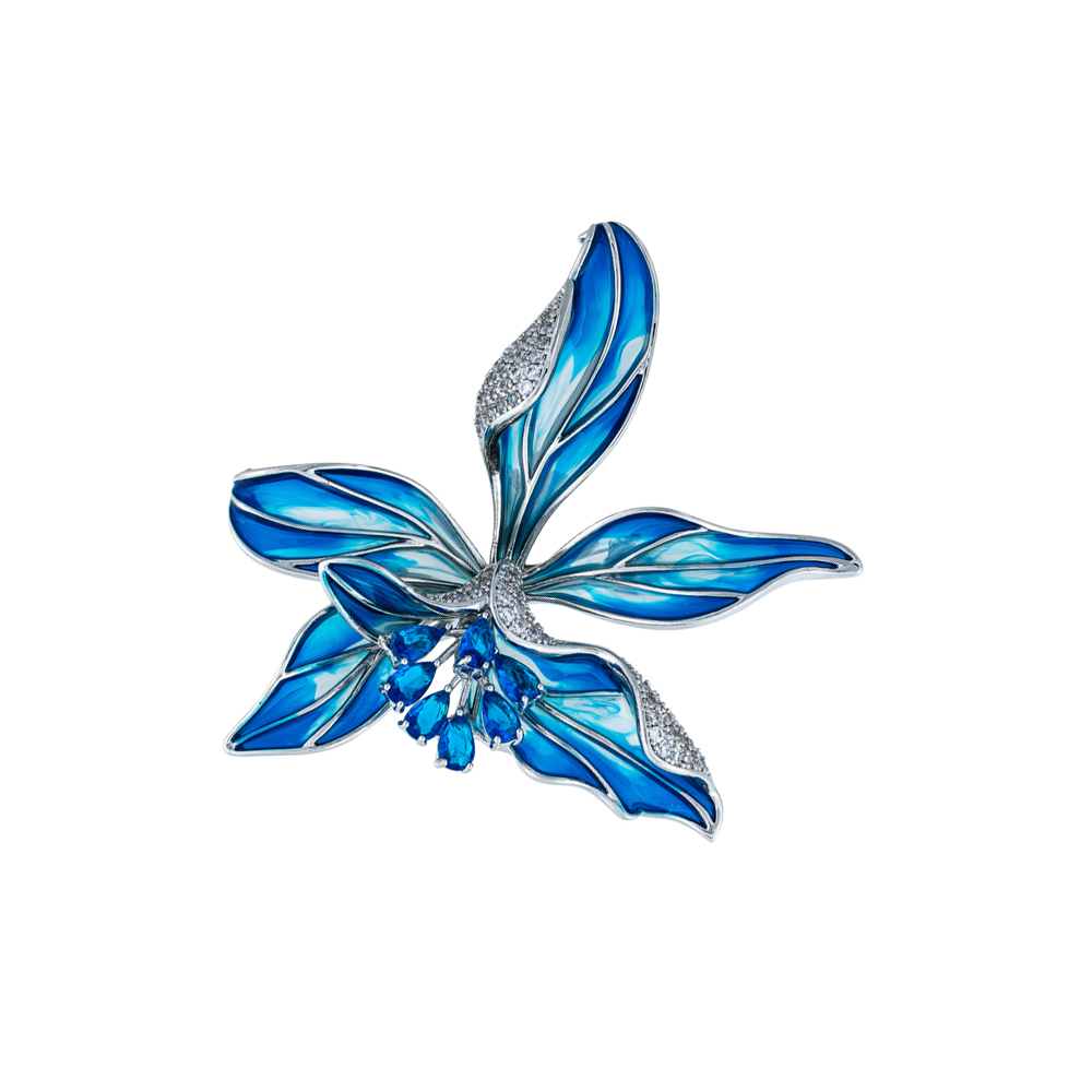 Fiore Luna Брошь Ирис циркон + эмаль с ручной росписью Fiore Luna XR12394A4 BL/S Арт.: XR12394A4 BL/S
