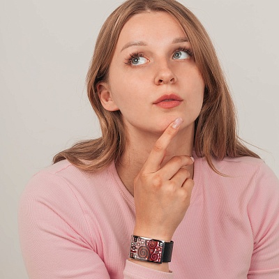 Браслет на кожаном черном ремешке  Fiore Luna  CB01319-11 R/S 