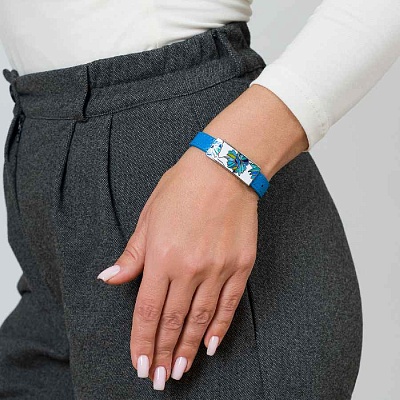 Браслет на голубом кожанном ремешке  Fiore Luna  CB03599-16A 