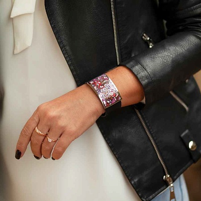 Браслет на кожаном черном ремешке  Fiore Luna  CB01367-4 V 