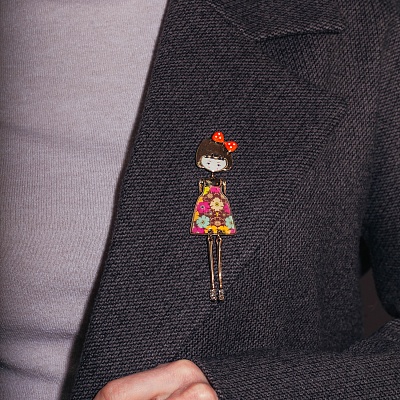 Брошь Девочка  Shadore  XZ0086.27 M/G 