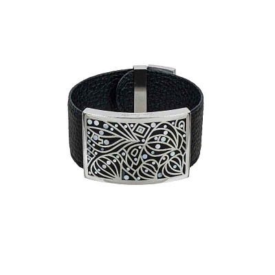 Браслет на кожаном черном ремешке CB01366-3 BW 