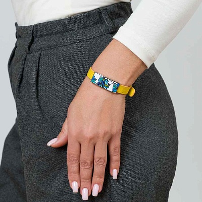 Браслет на желтом кожанном ремешке  Fiore Luna  CB03599-14A 