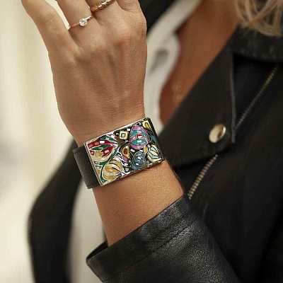 Браслет на кожаном черном ремешке  Fiore Luna  CB01366-2 M 